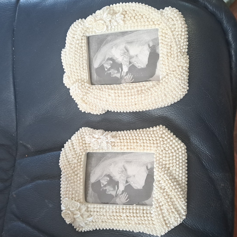 Set of 2 Pearl  Mini Picture Frames